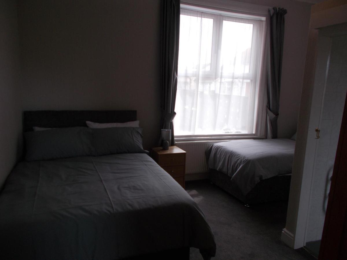 Kelso House Holiday Flats Blackpool Exterior photo