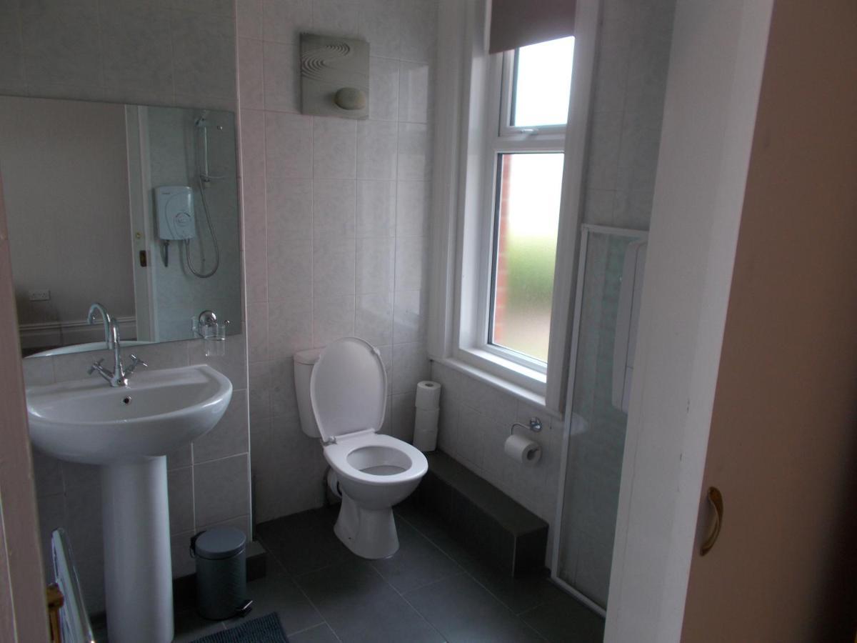Kelso House Holiday Flats Blackpool Exterior photo